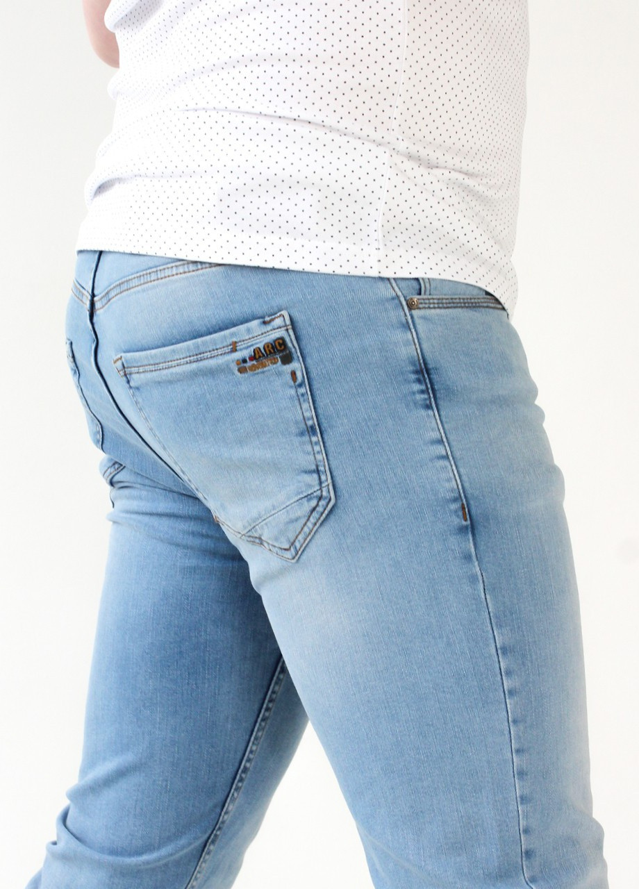 Голубые летние слим джинсы мужские голубые слим тонкие со стрейчем Slim ARCHILES