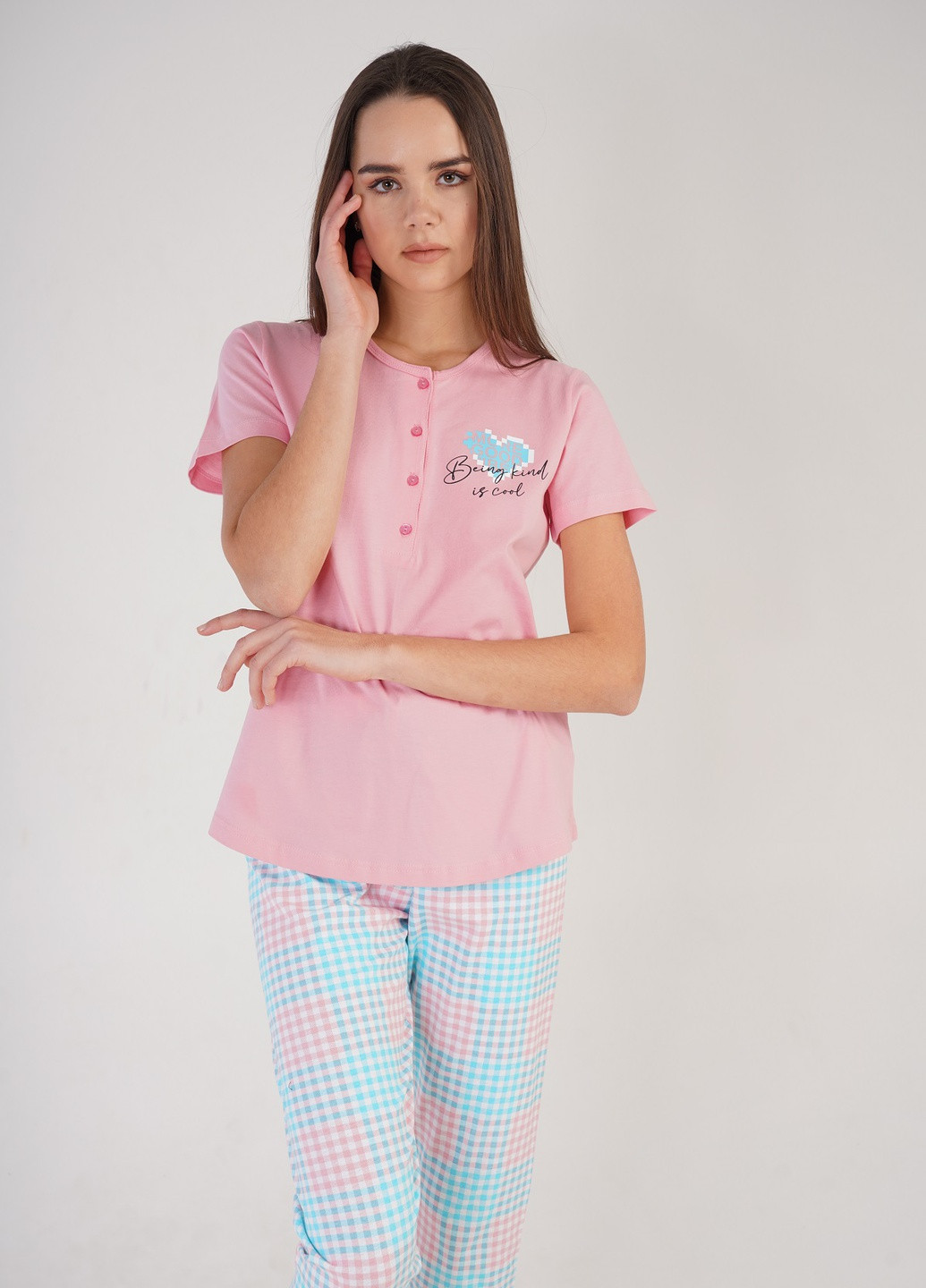 Розовая всесезон комплект( футболка, бриджи) футболка + бриджи Vienetta