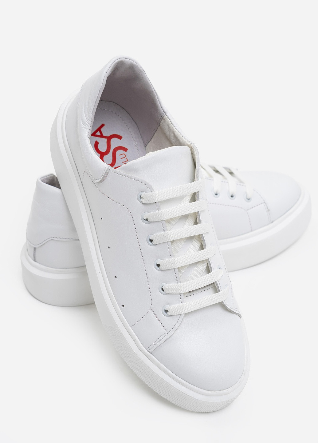 Белые женские кожаные кеды ISSA PLUS OB2-185