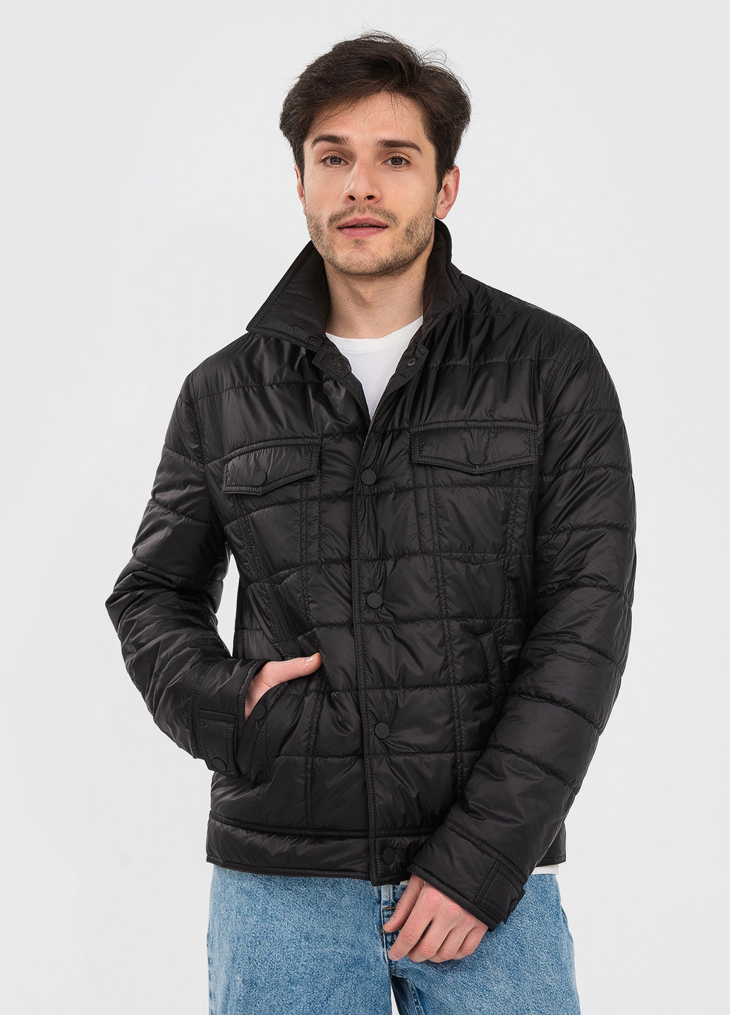 Черная демисезонная куртка легкая Astoni SONAR