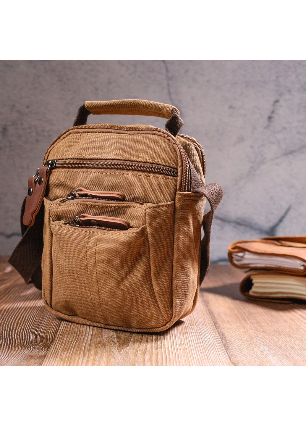 Стильна чоловіча сумка із щільного текстилю 15х20х8 см Vintage (257936320)