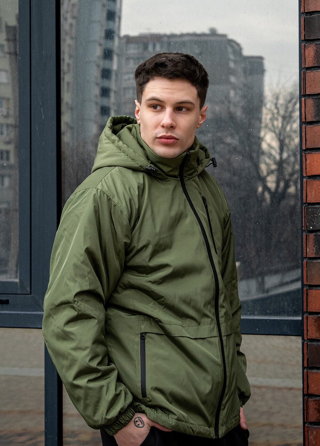 Зелена демісезонна куртка escape Reload