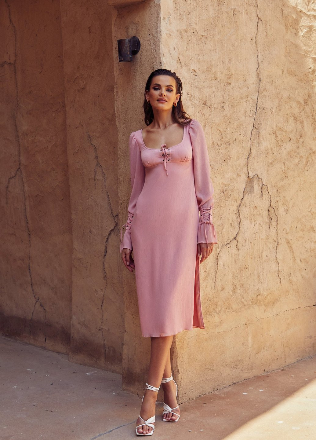 Розовое повседневный романтичное шифоновое платье Gepur однотонное