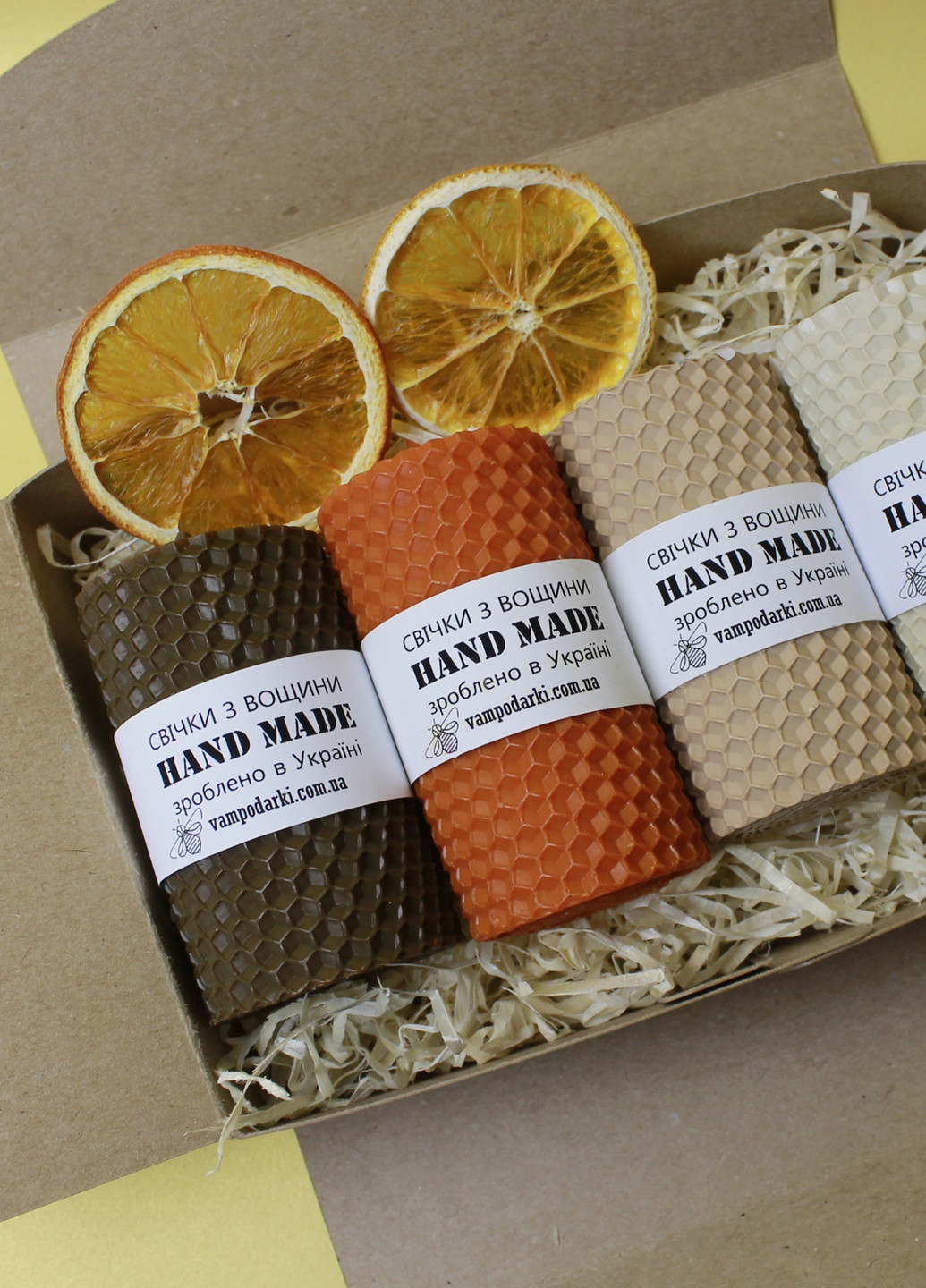 Подарунковий набір крафтові свічки з вощини №22, подарунок на день народження, для мами, дівчат, дочки, сестри. 10-0273 Кукумбер (258014834)