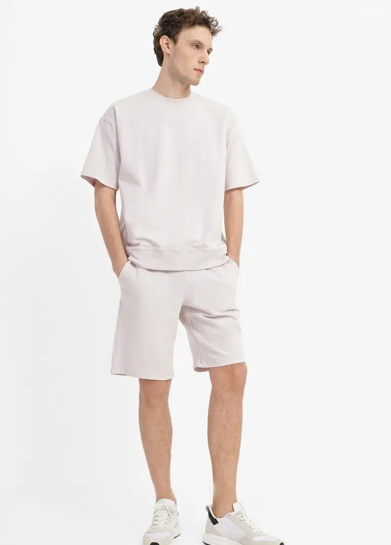 Бежевий літній комплект для чоловіків футболка та шорти з шортами Роза