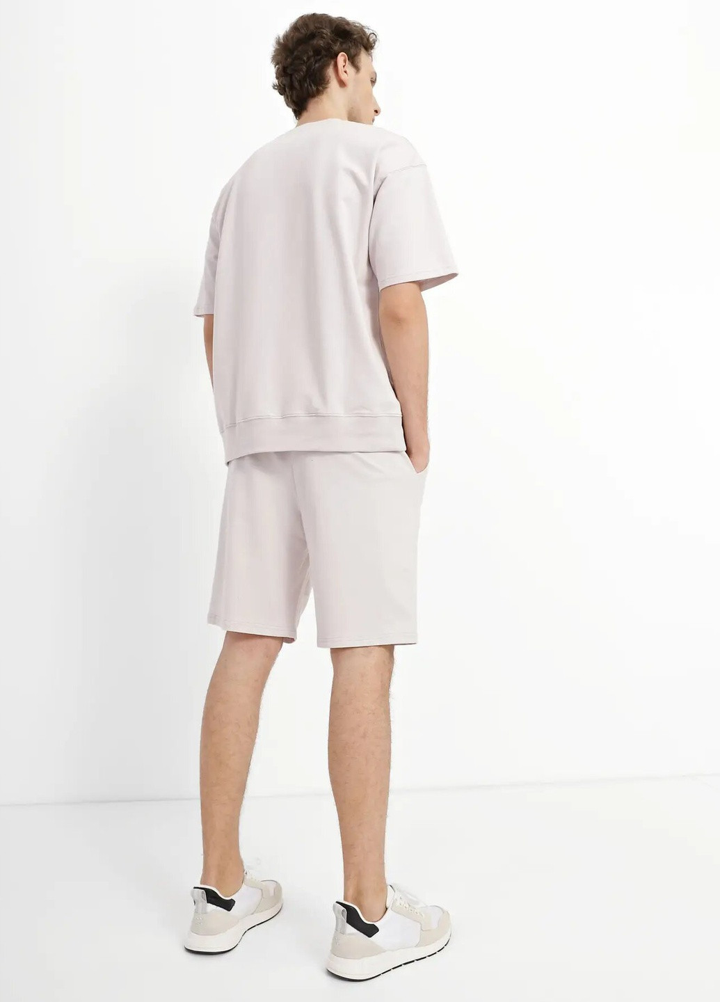 Бежевый летний комплект для мужчин футболка и шорты с шортами Роза