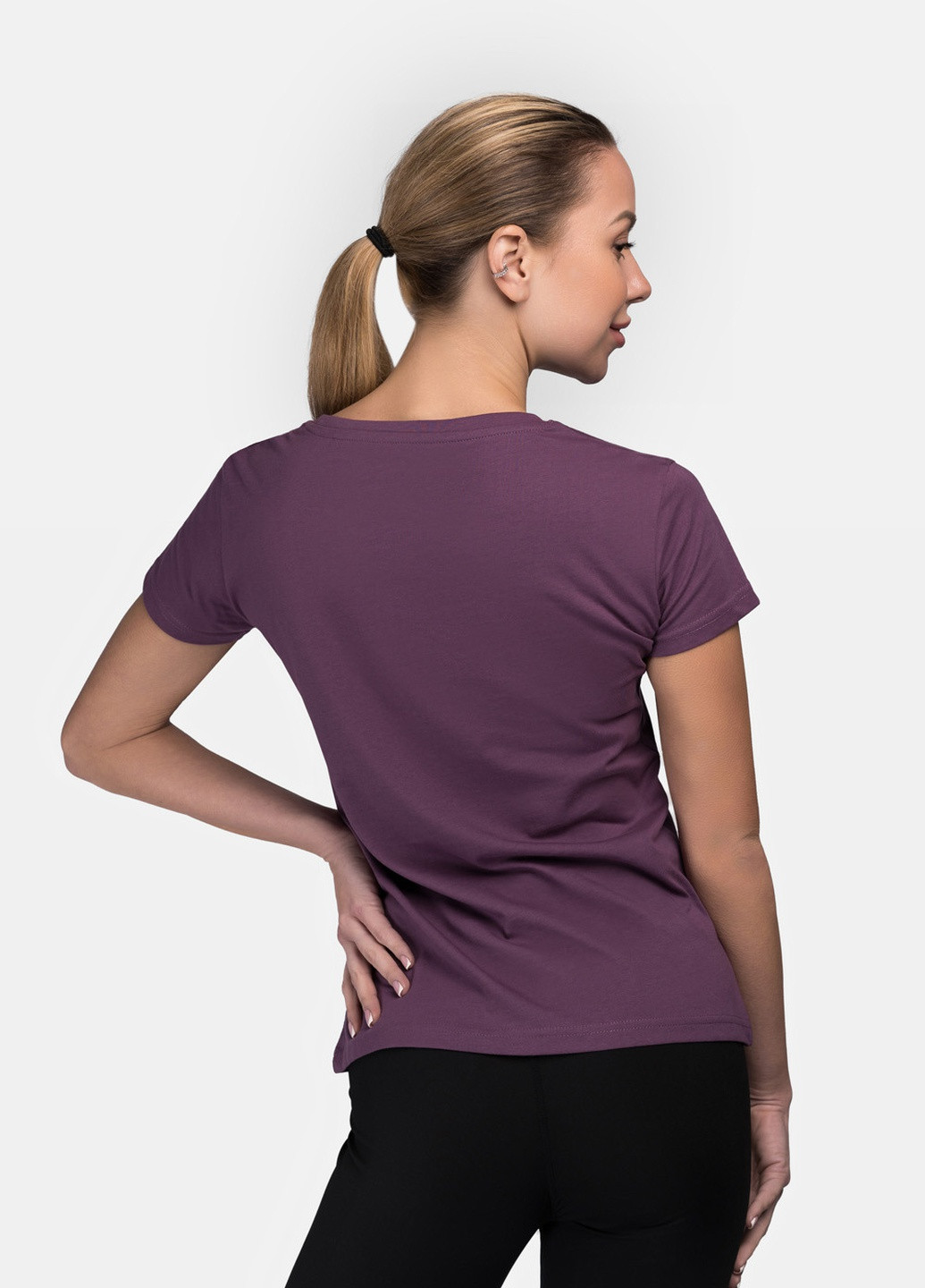 Темно-фіолетова демісезон футболка Lonsdale CARTMEL