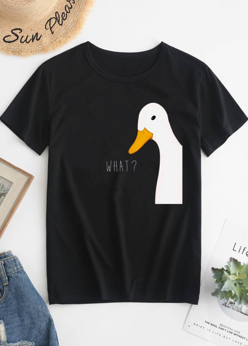 Черная демисезон футболка женская черная goose asks Zuzu