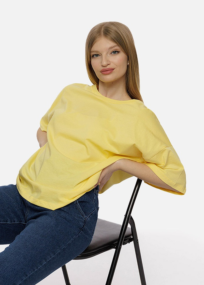 Желтая всесезон женская футболка оверсайз Yuki