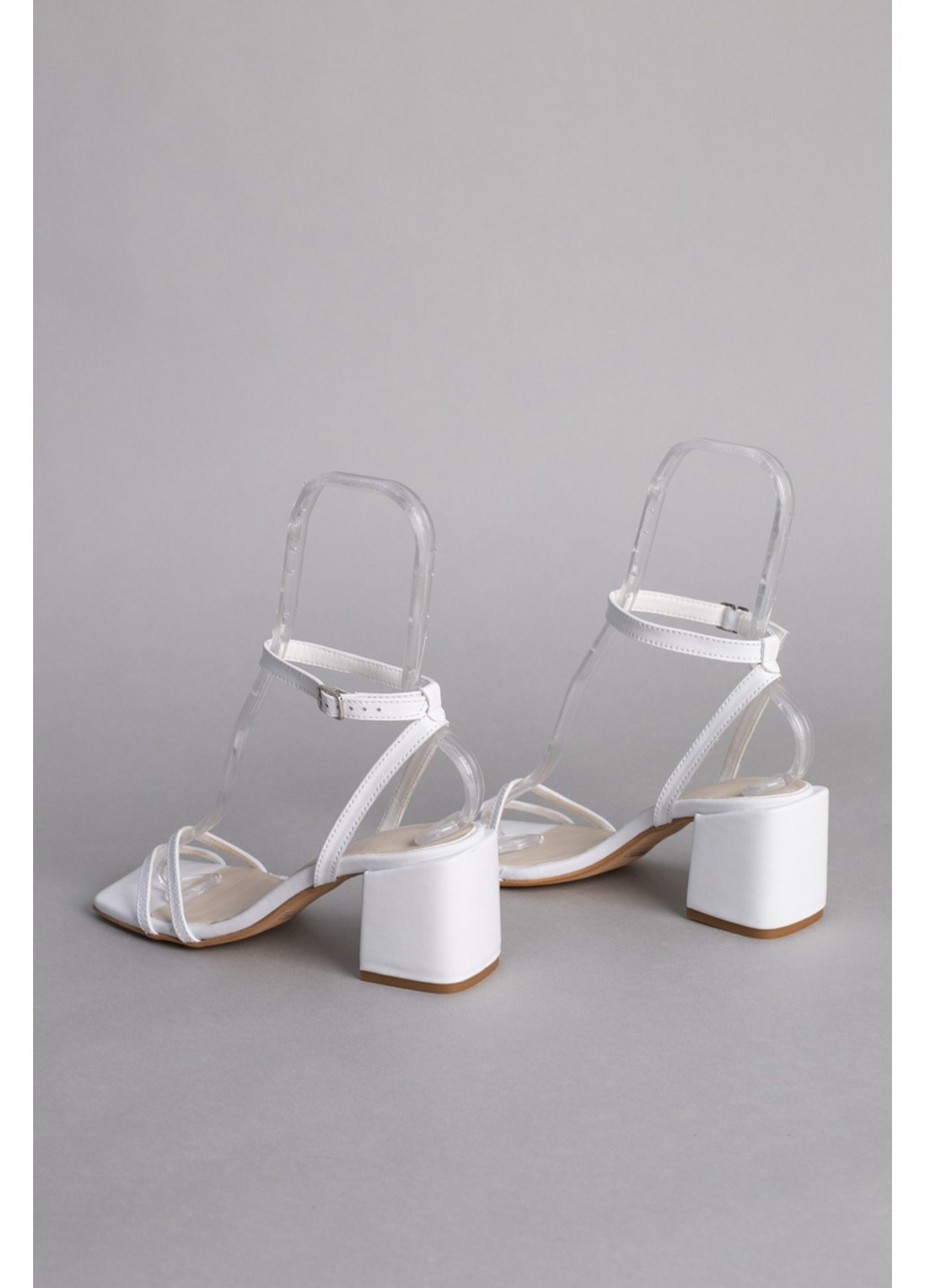 Жіночі шкіряні босоніжки 39 VZUTIK (258163362)