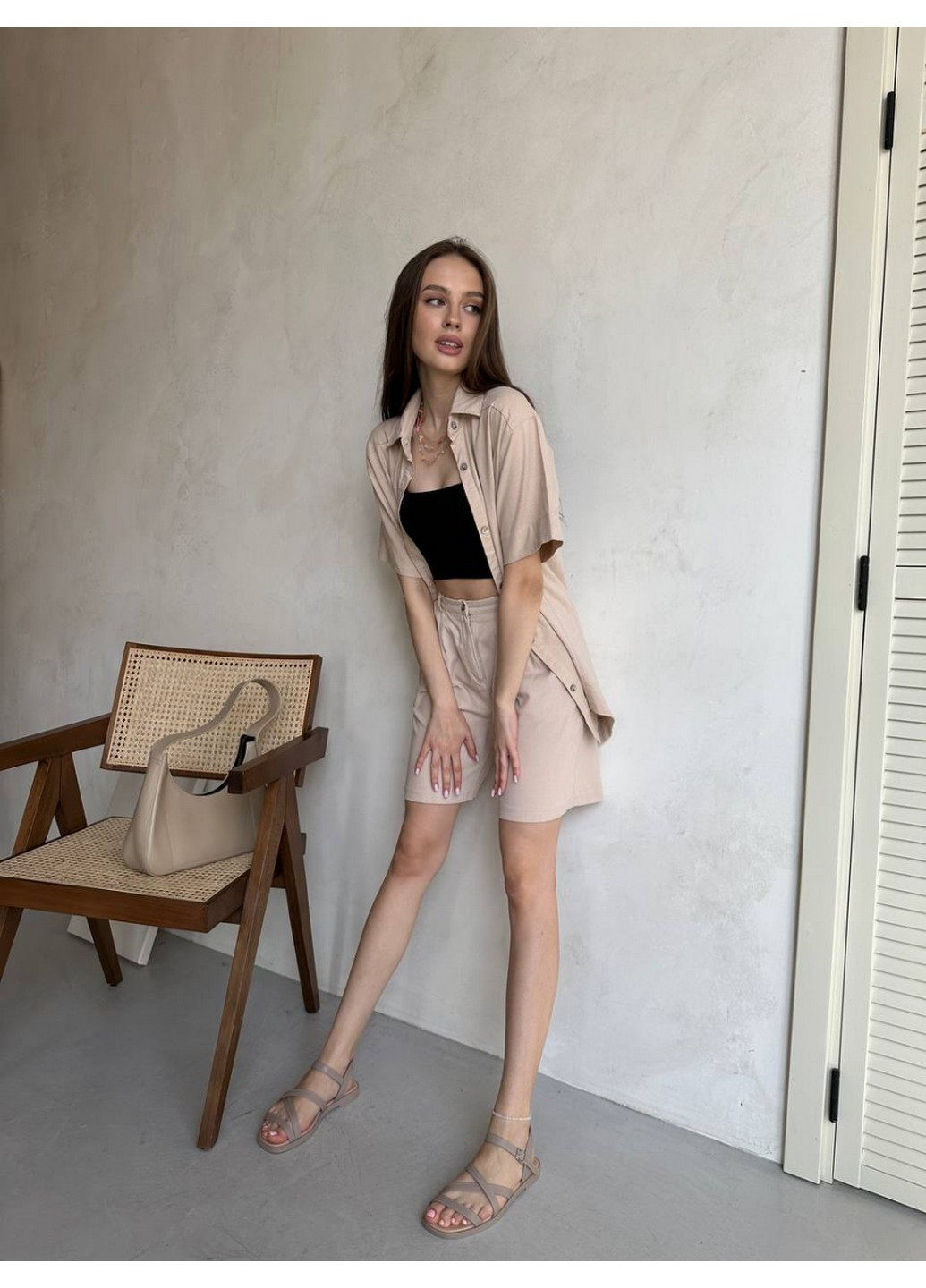 Бежевые женские кожаные босоножки 36 VZUTIK