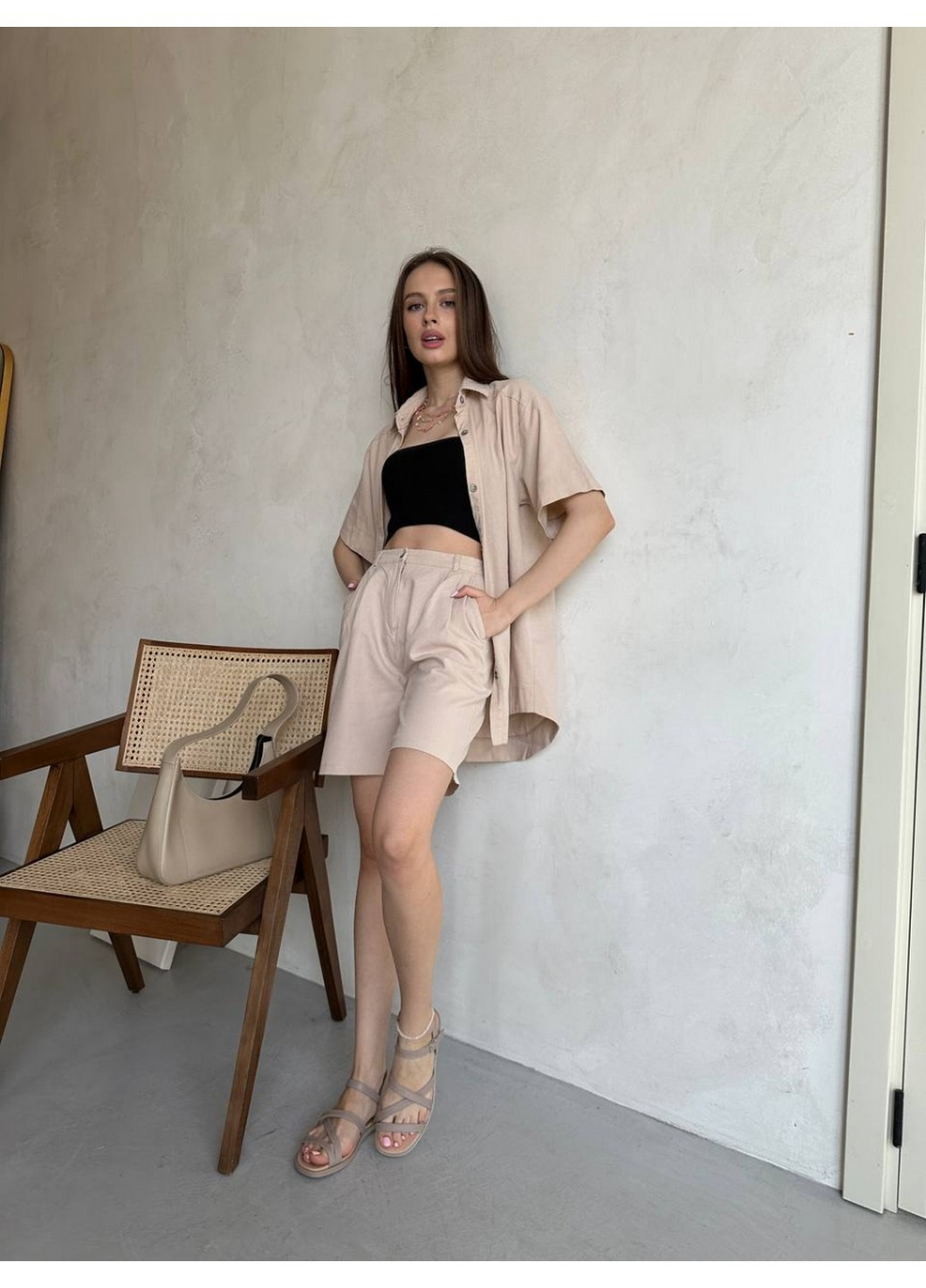 Бежевые женские кожаные босоножки 37 VZUTIK