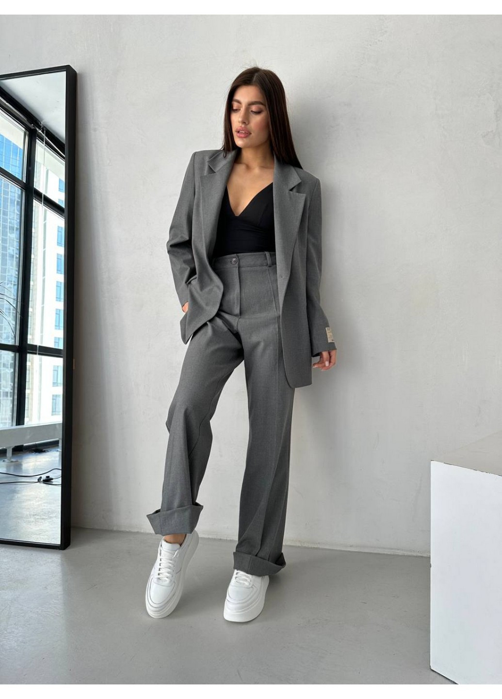 Білі жіночі шкіряні кеди 41 VZUTIK