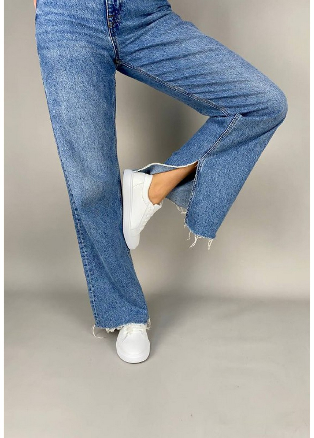 Білі жіночі шкіряні кеди 40 VZUTIK