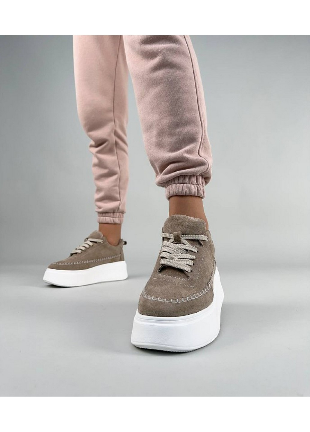 Бежеві жіночі замшеві кеди 41 VZUTIK