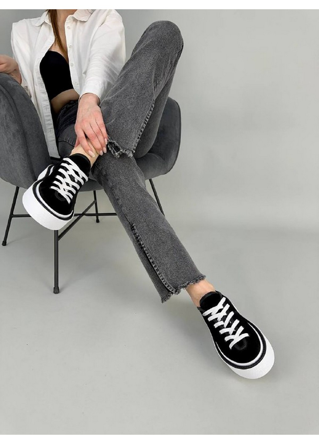 Чорні жіночі замшеві кеди 40 VZUTIK