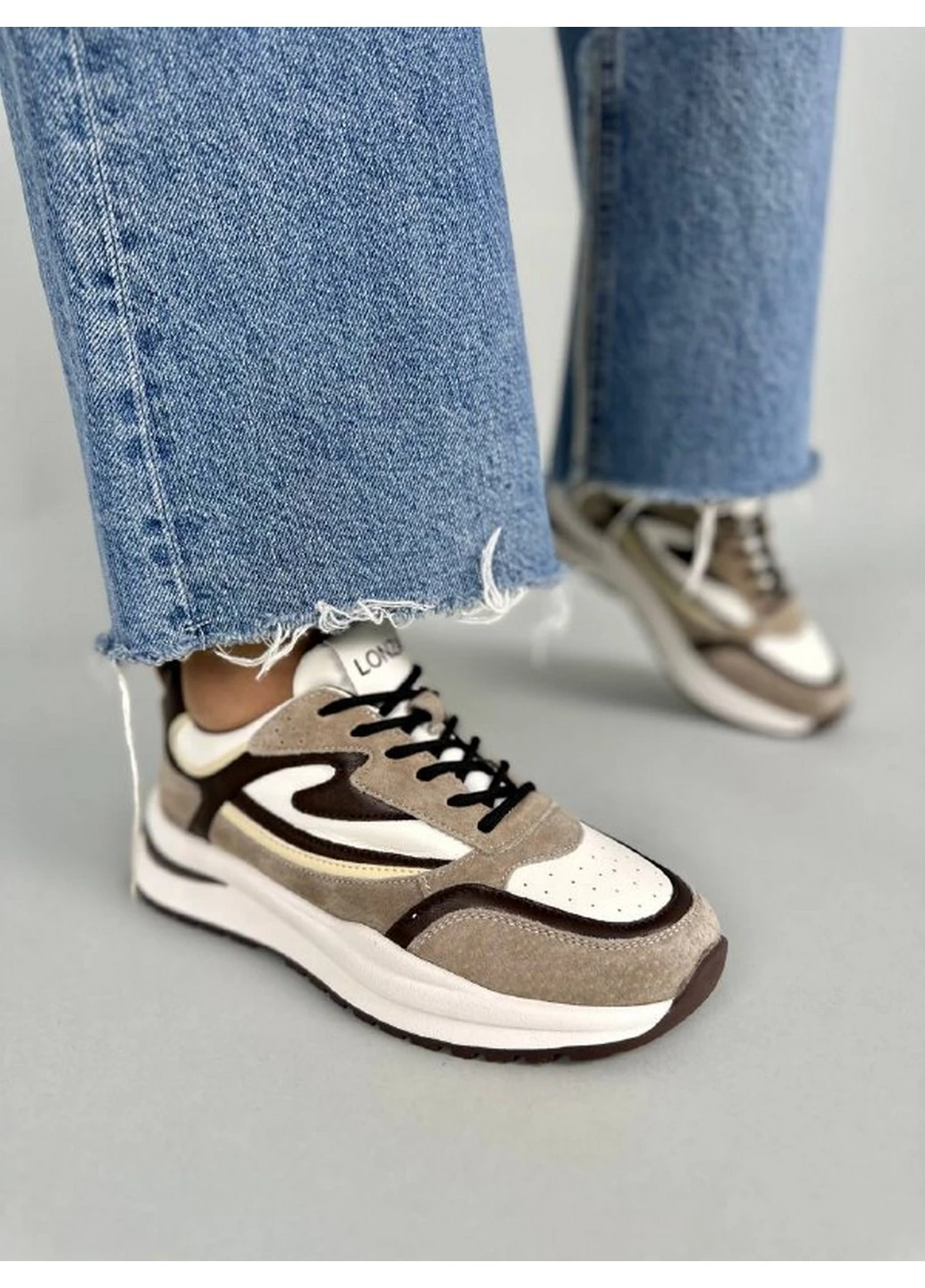 Жіночі шкіряні кросівки 41 VZUTIK бежеві демісезони (258161570)