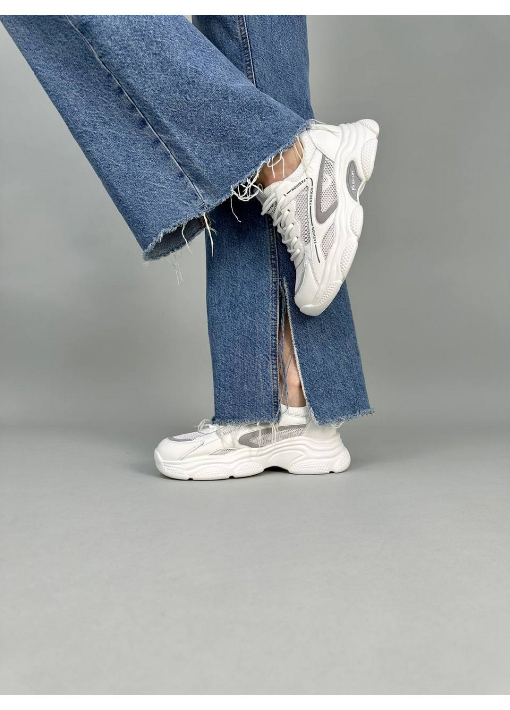 Женские кожаные кроссовки 37 VZUTIK молочные демисезоны (258162599)