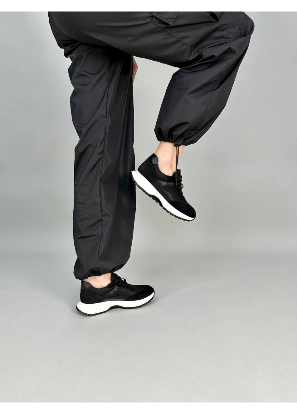 Женские замшевые кроссовки 36 VZUTIK чёрные демисезоны (258163230)