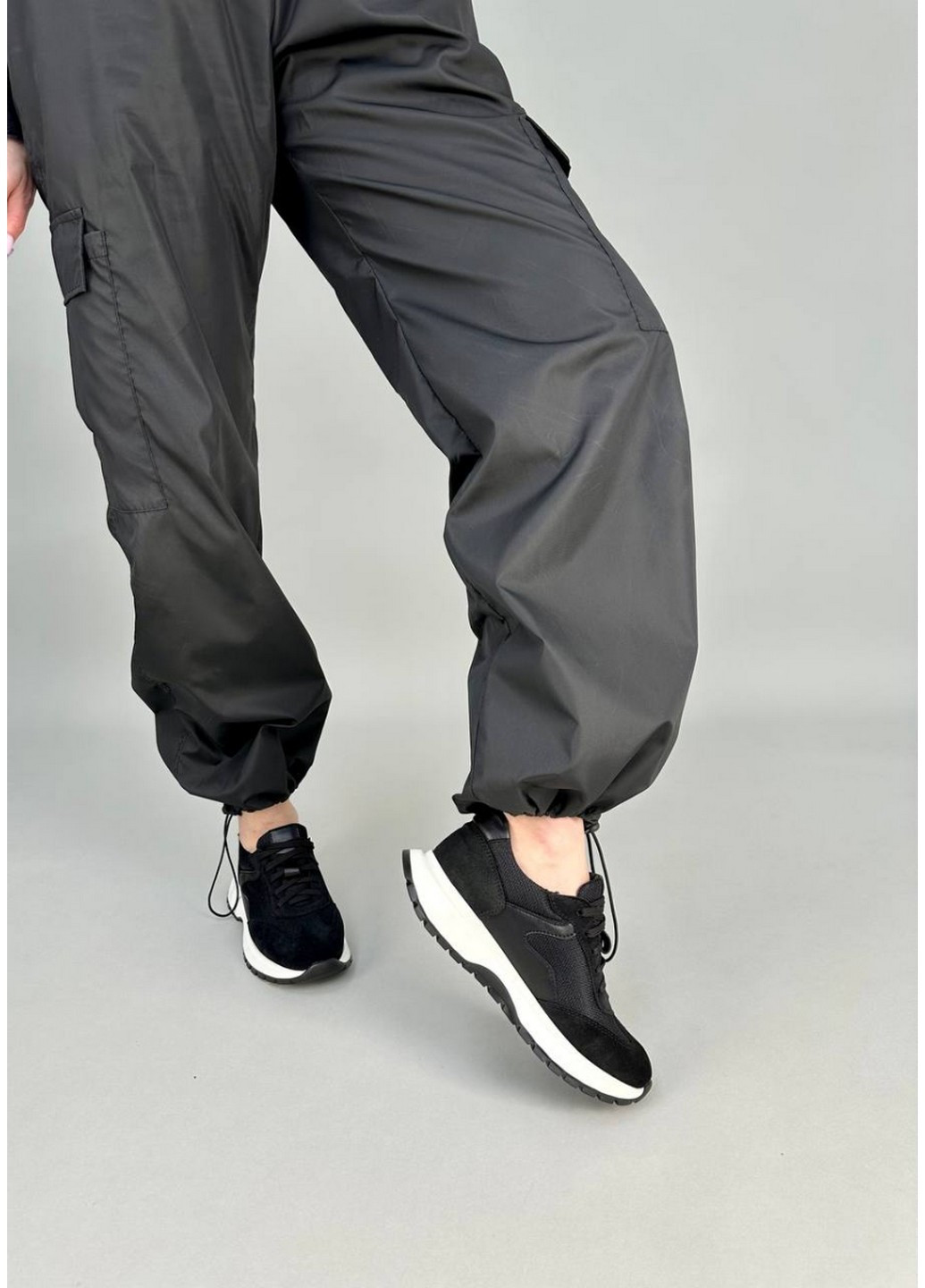 Женские замшевые кроссовки 36 VZUTIK чёрные демисезоны (258163230)