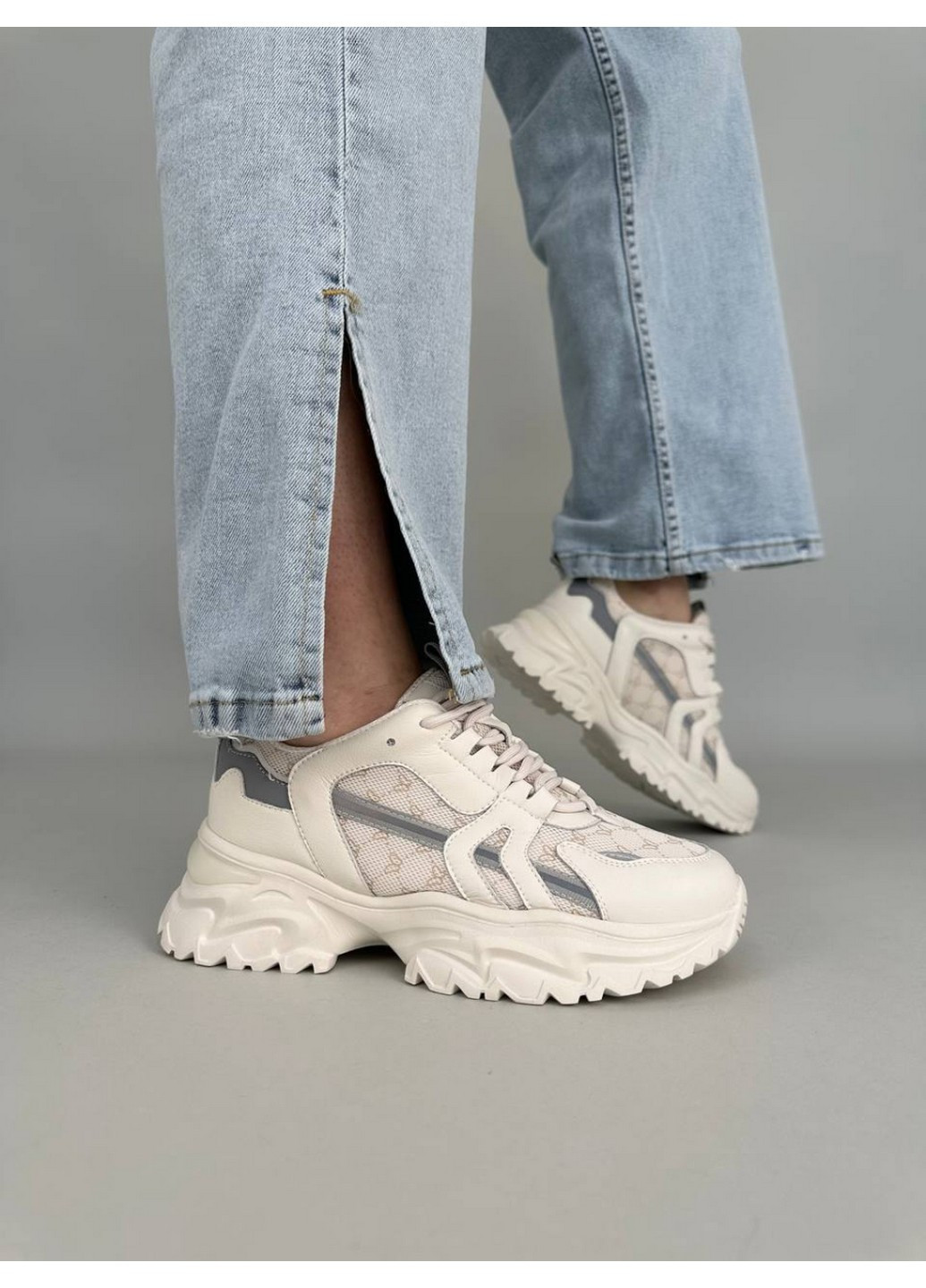 Жіночі шкіряні кросівки 38 VZUTIK білі демісезони (258161600)