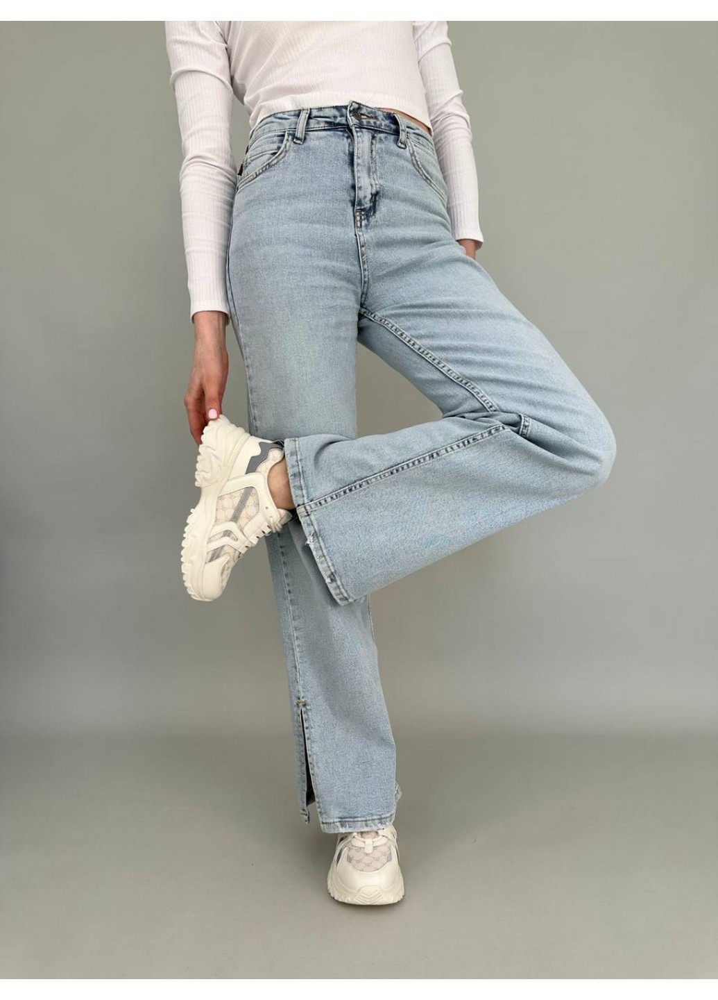 Жіночі шкіряні кросівки 38 VZUTIK білі демісезони (258161600)