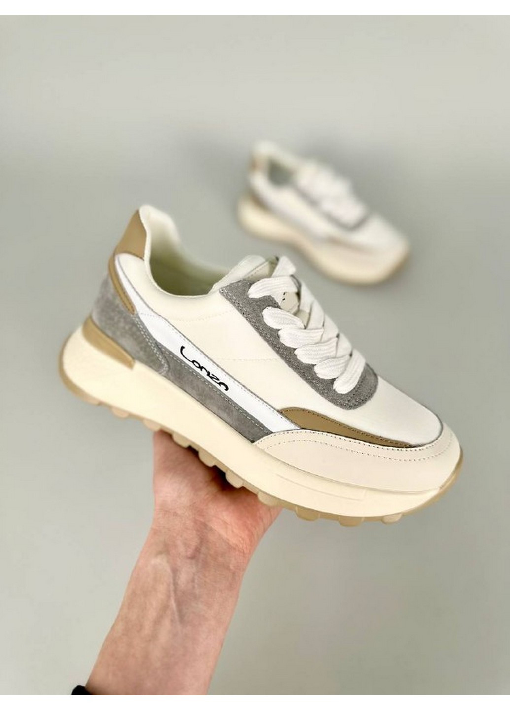 Жіночі шкіряні кросівки 38 VZUTIK білі демісезони (258162441)