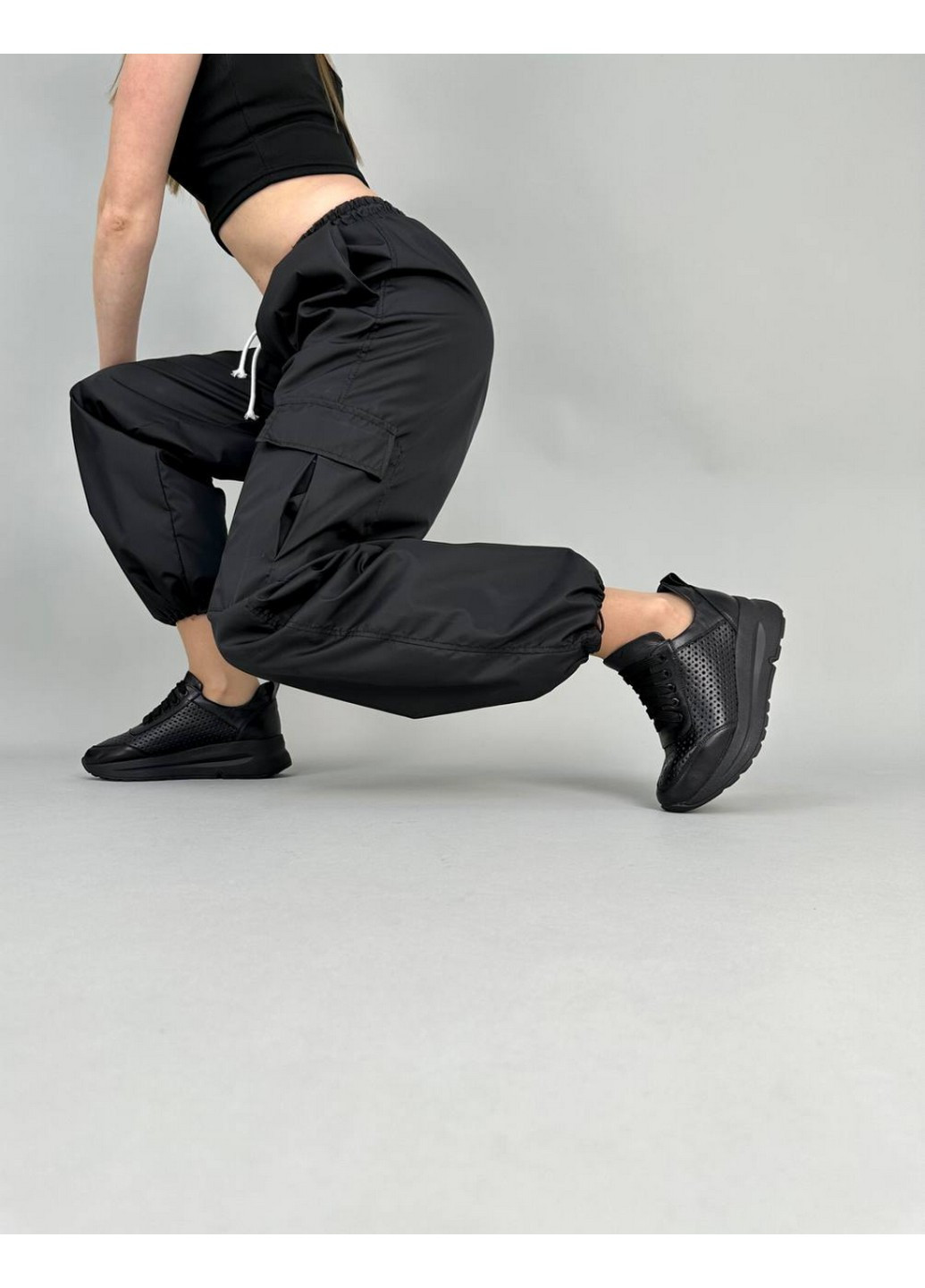 Женские кожаные кроссовки 37 VZUTIK чёрные всесезоны (258162108)