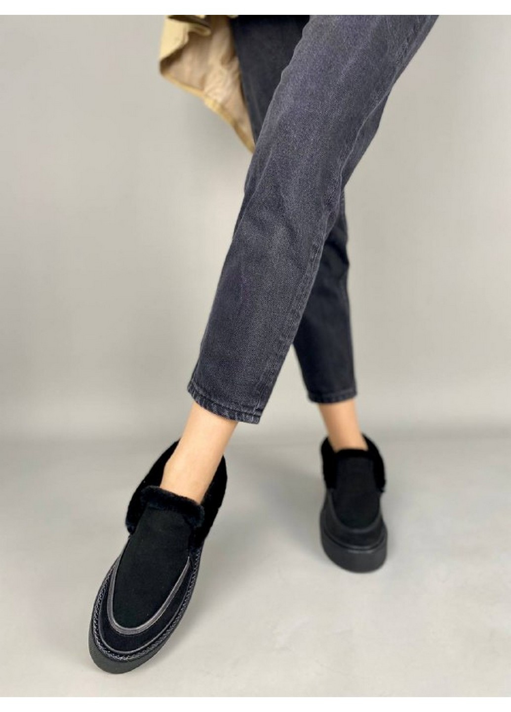 VZUTIK Жіночі замшеві лофери 36 чорний з натуральна замша, україна — зима (258162736)