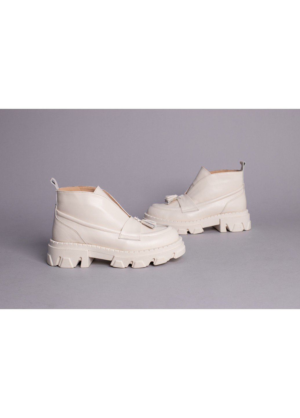 VZUTIK Женские кожаные лоферы 36 молочный з натуральная кожа, украина — зима (258161956)