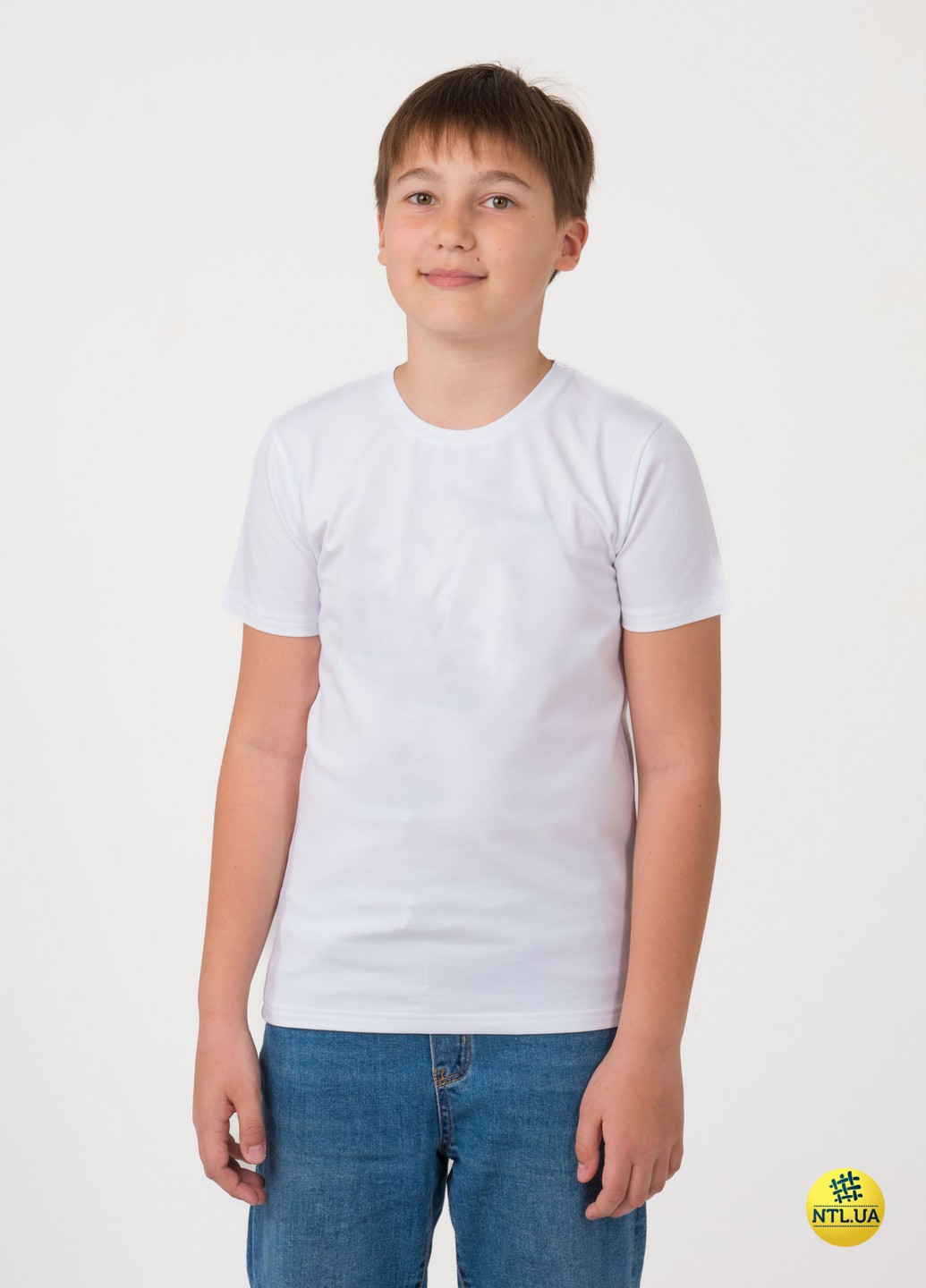 Белая демисезонная футболка детская Наталюкс 48-3318