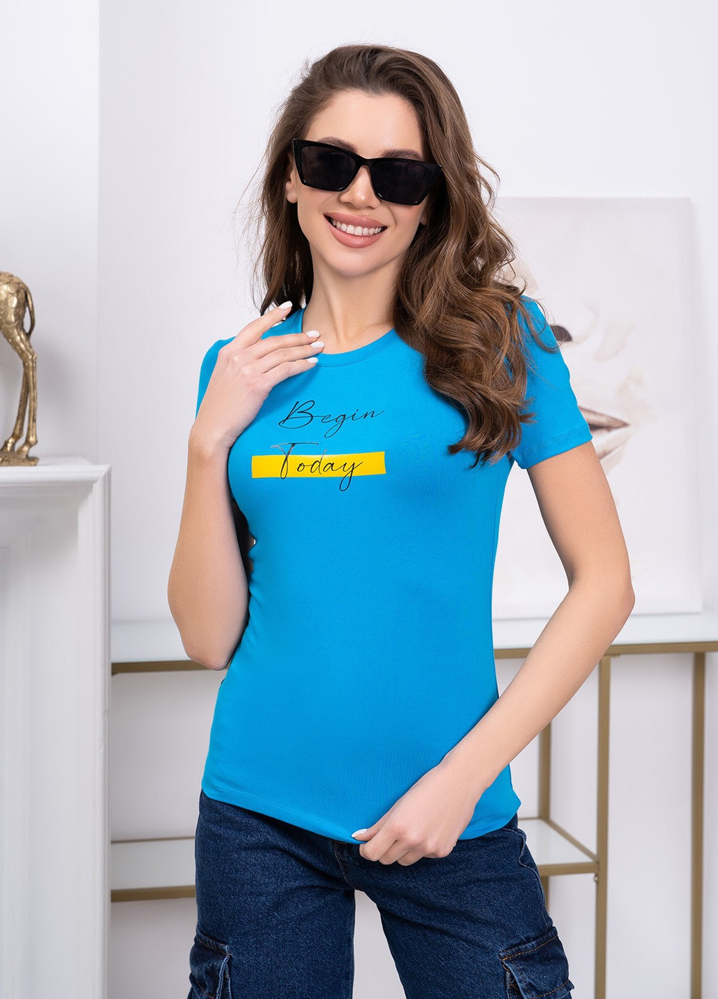 Голубая летняя футболка женская с коротким рукавом ISSA PLUS 13778