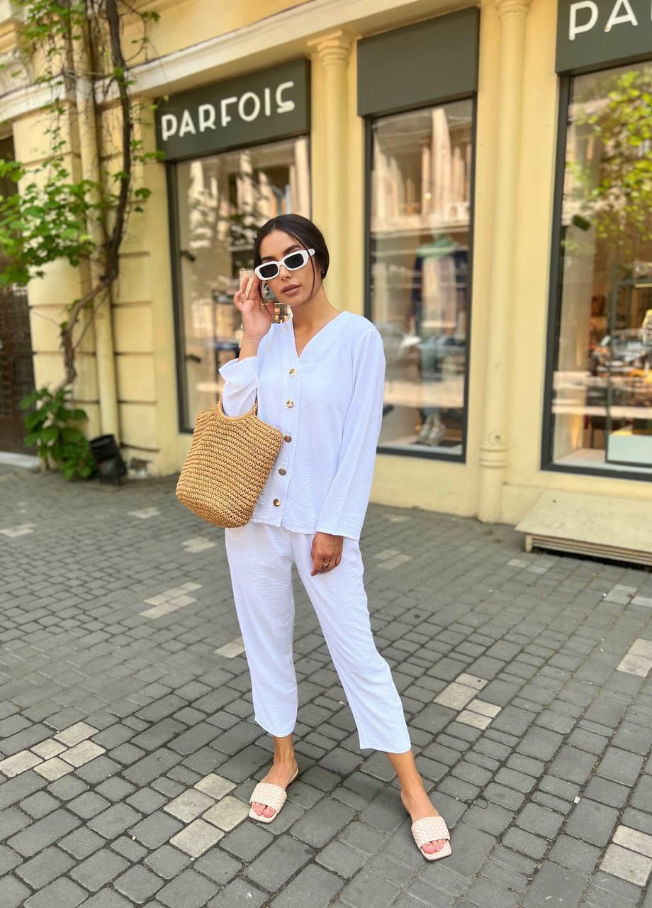 Летний брючный костюм-двойка рубашка брюки свободного кроя S-M L-XL(42-44 46-48) белый No Brand (258243472)