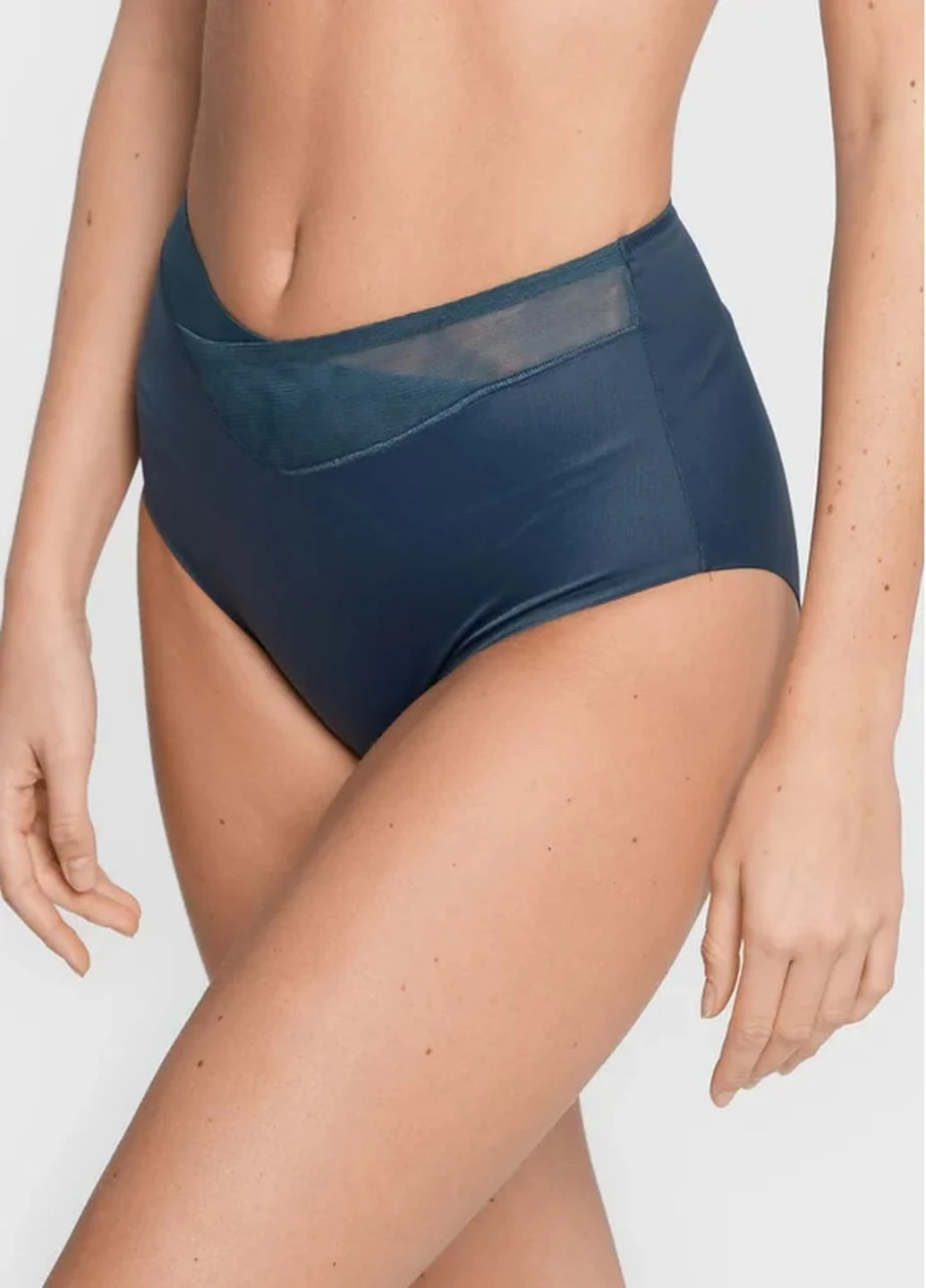 Жіночі Коригувальні трусики TRUE SHAPE SENSATION MAXI XL Triumph (258261475)