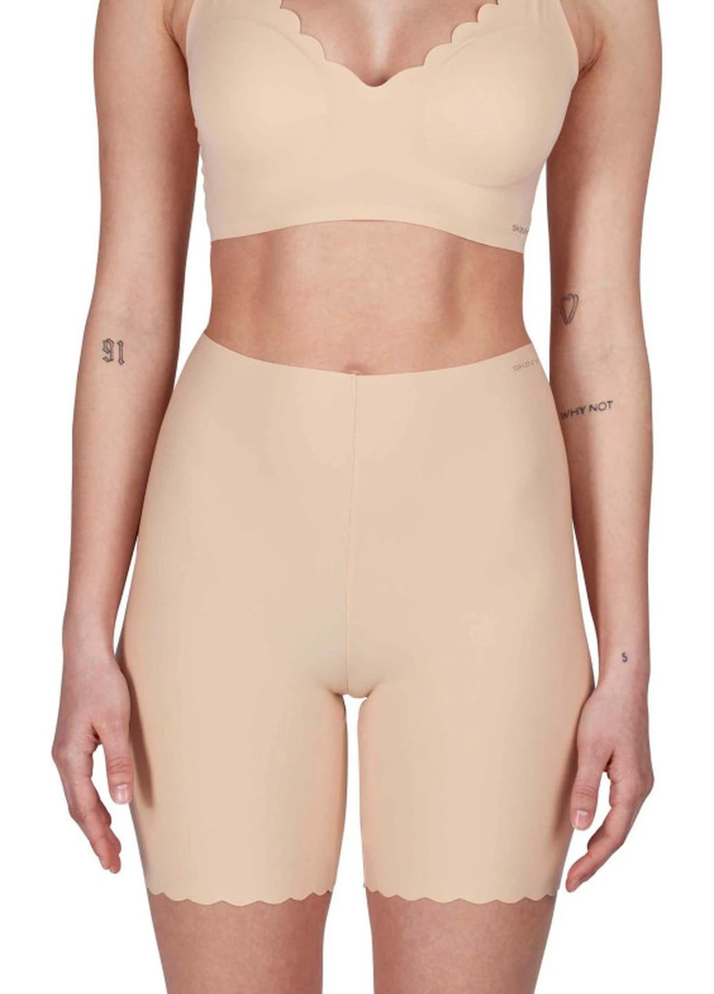 Короткі легінси 084274 L/XL Телесні короткі легінси Skiny (258261451)