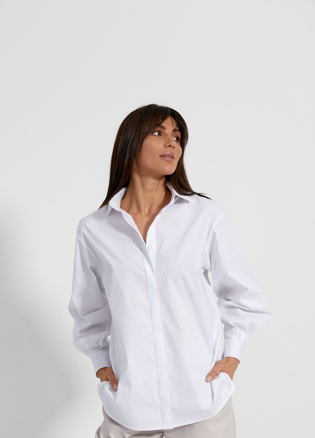Белая кэжуал рубашка однотонная SL-ARTMON
