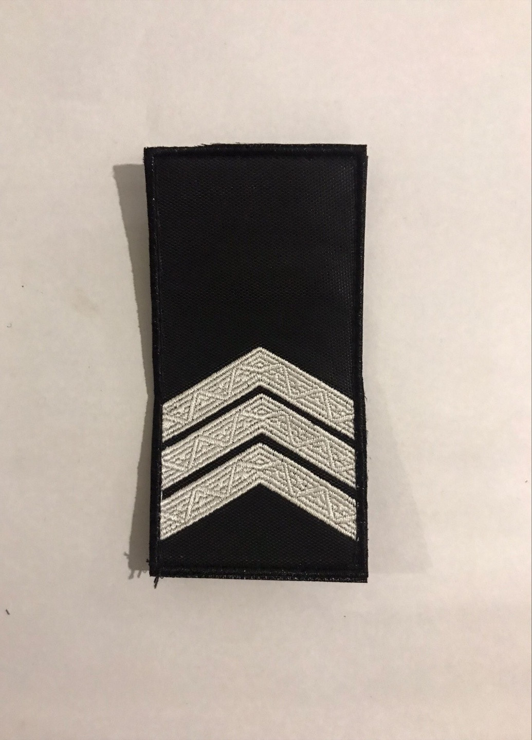 Пагон Шевроны с вышивкой Сержант полиции (чёрный фон-белые звёзды) раз. 10*5 см 4PROFI (258331175)