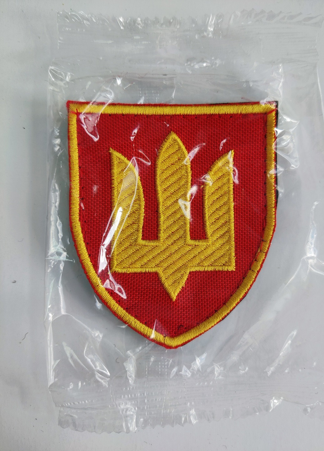 Шевроны Щиток "Трезубец жовто-червоний Ракетних військ та артилерії" с вышивкой 4PROFI (258331204)