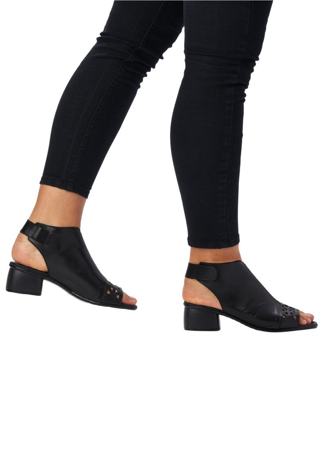 Черные босоножки Remonte