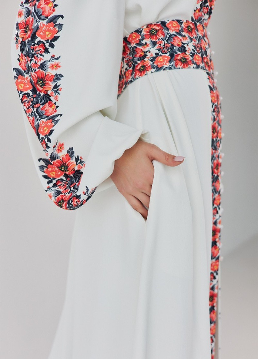 Белое кэжуал платье рубашка First Woman с цветочным принтом