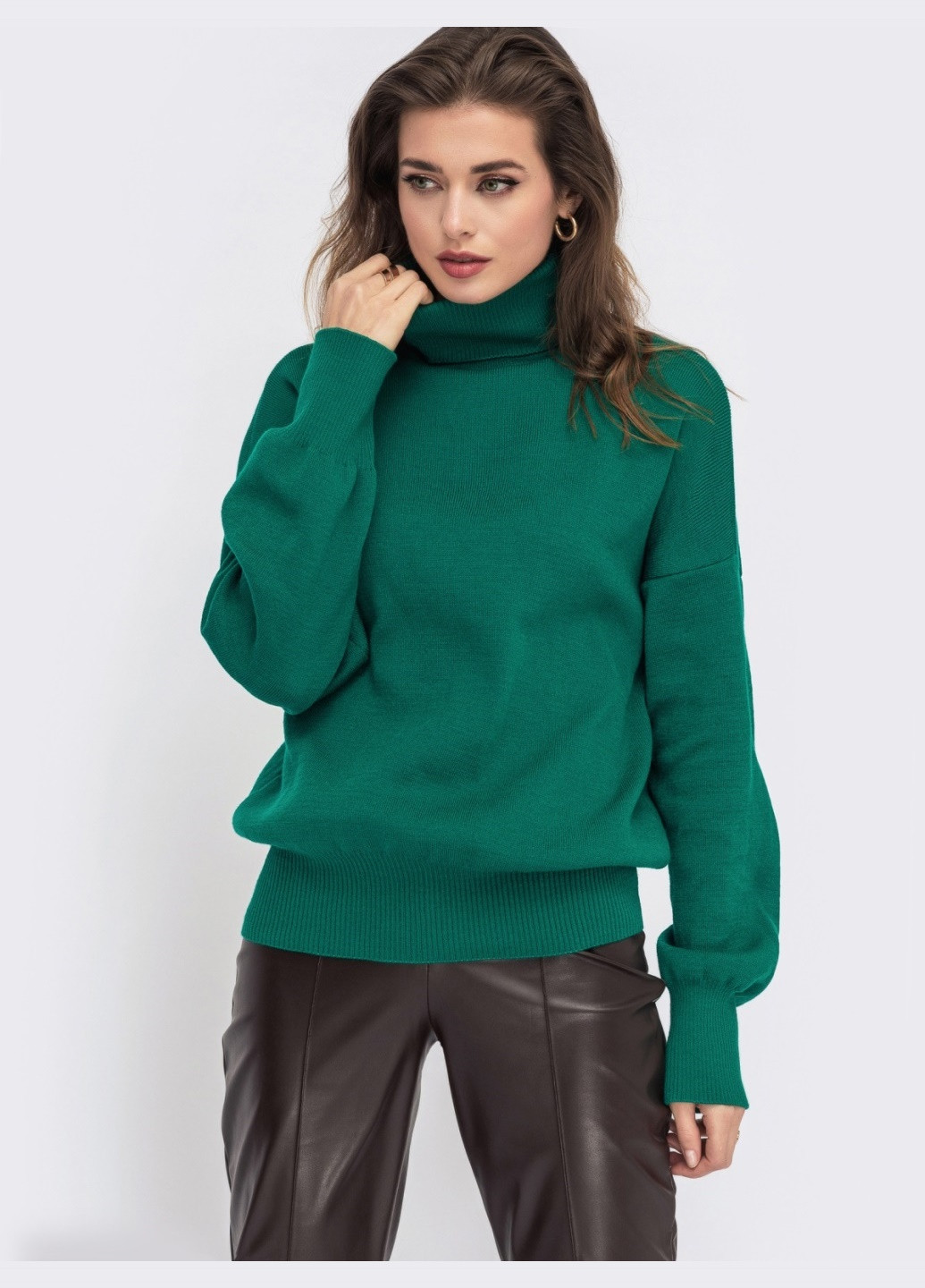 Зеленый зимний оверсайз свитер зеленого цвета Dressa