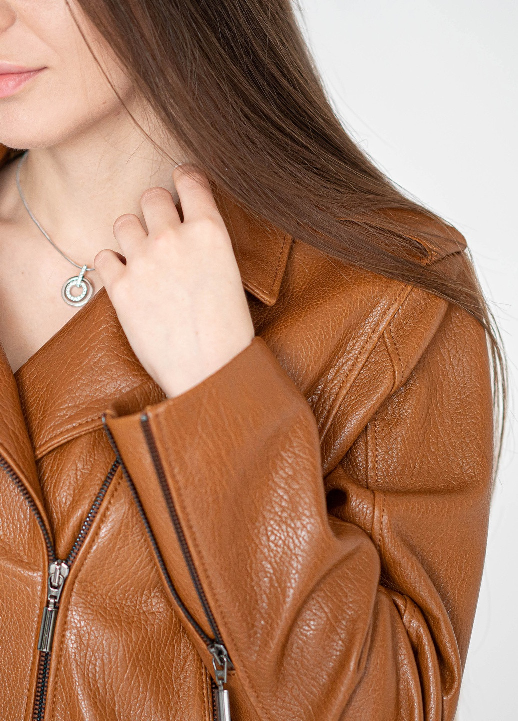 Світло-коричнева демісезонна жіноча шкіряна куртка весна Fabio Monti