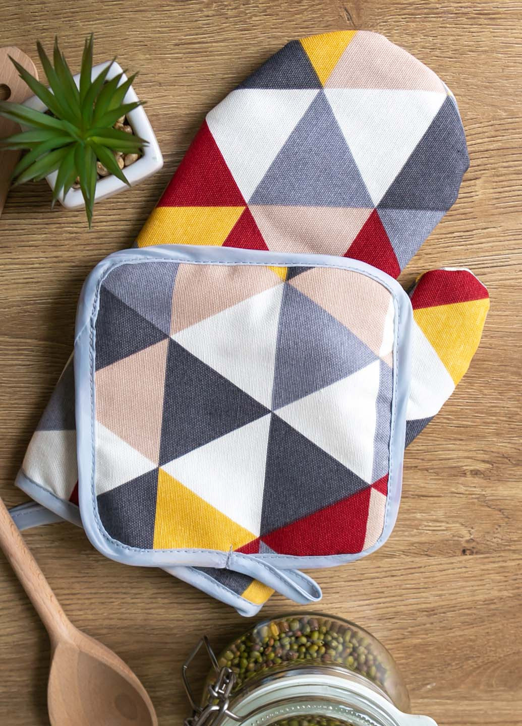 Набір рукавичка та прихватка водовідштовхувальні "Трикутники бордо" Homedec - (258474420)