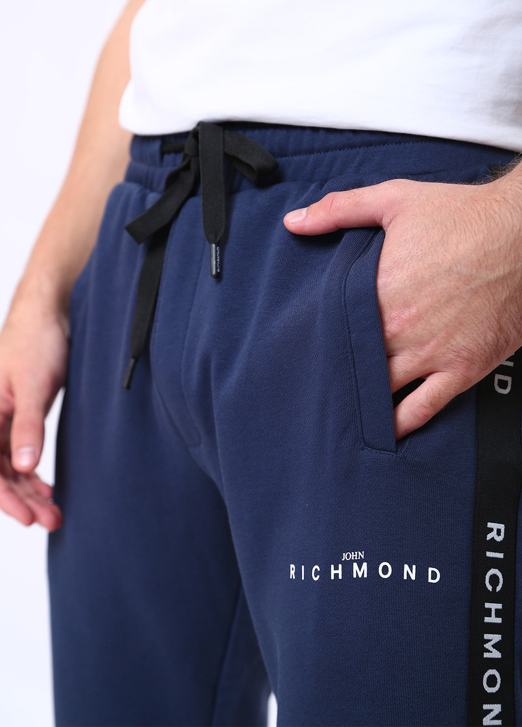 Синие повседневный демисезонные укороченные, прямые, зауженные брюки John Richmond
