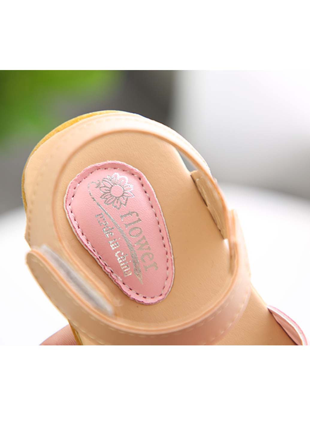 Розовые босоножки No Brand