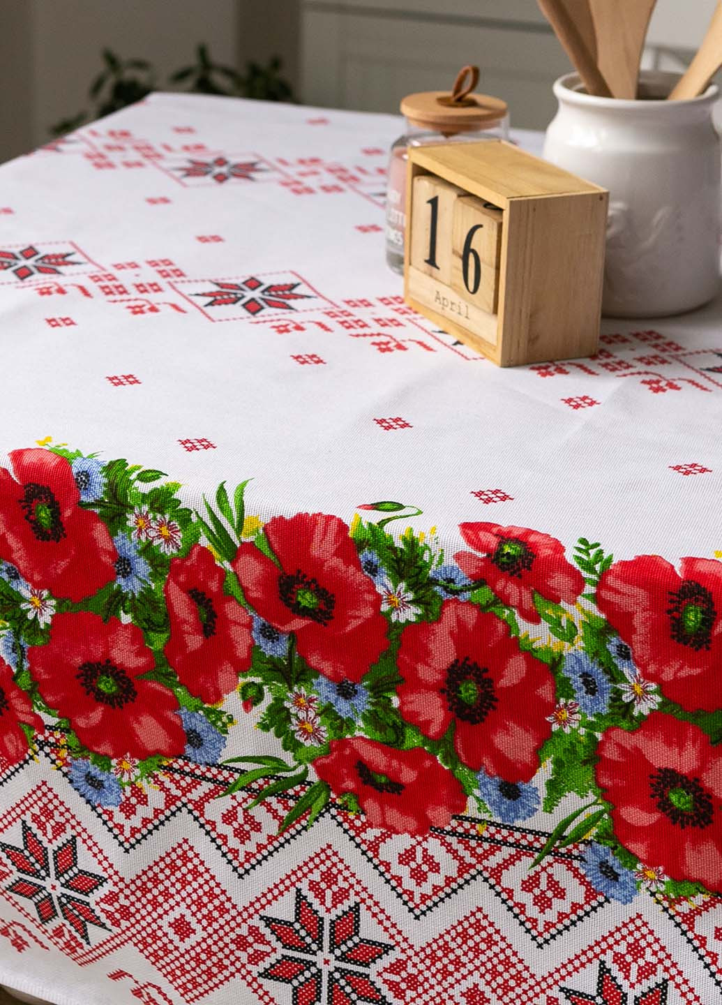 Скатерть традиция "Красные маки" 1.5м х 1.5м (квадратная на круглый стол) Homedec - (258493305)
