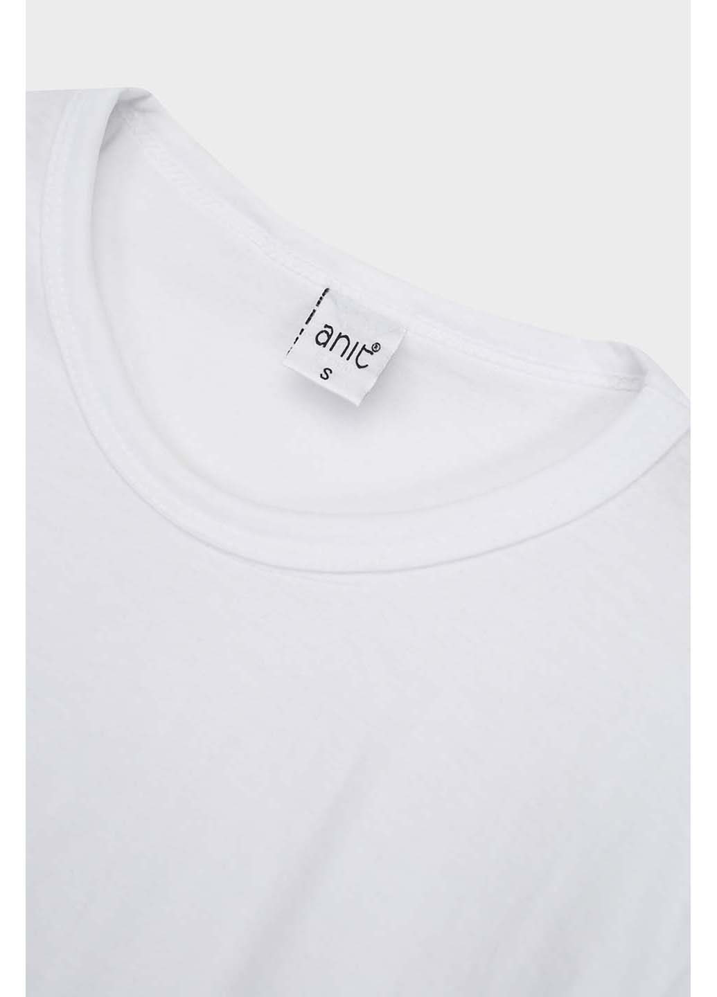 Белая демисезонная футболка Anit