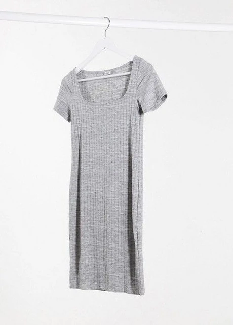 Сіра сукня Asos