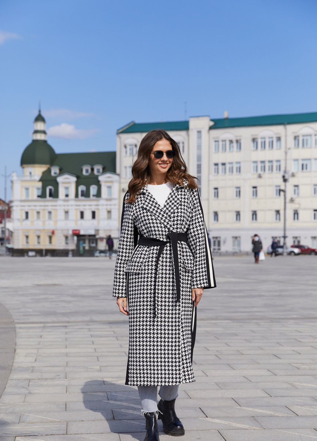 Чорне демісезонне Пальто MN