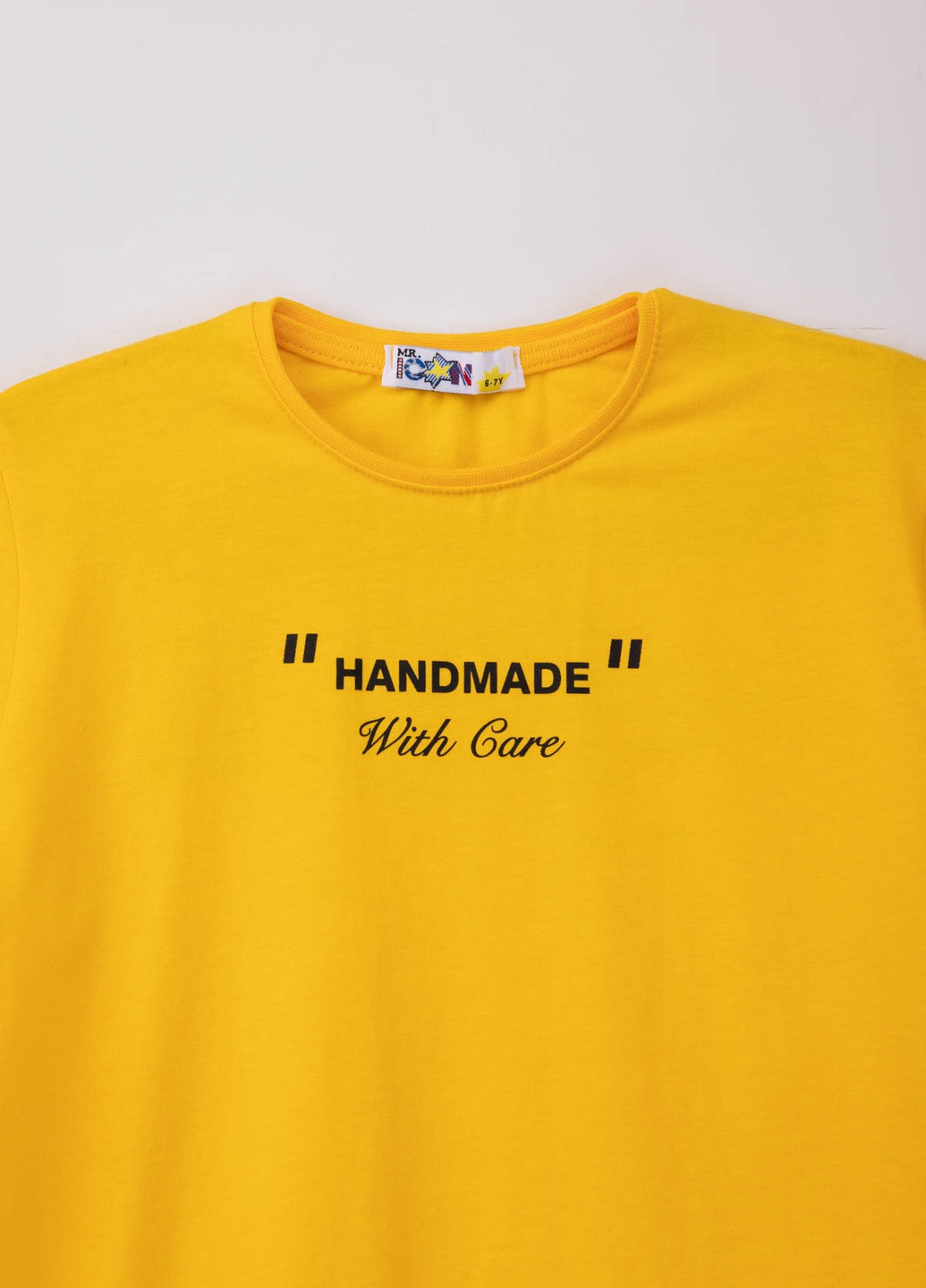 Желтая летняя футболка Popito